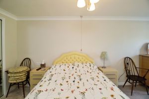 BEDROOM- click for photo gallery